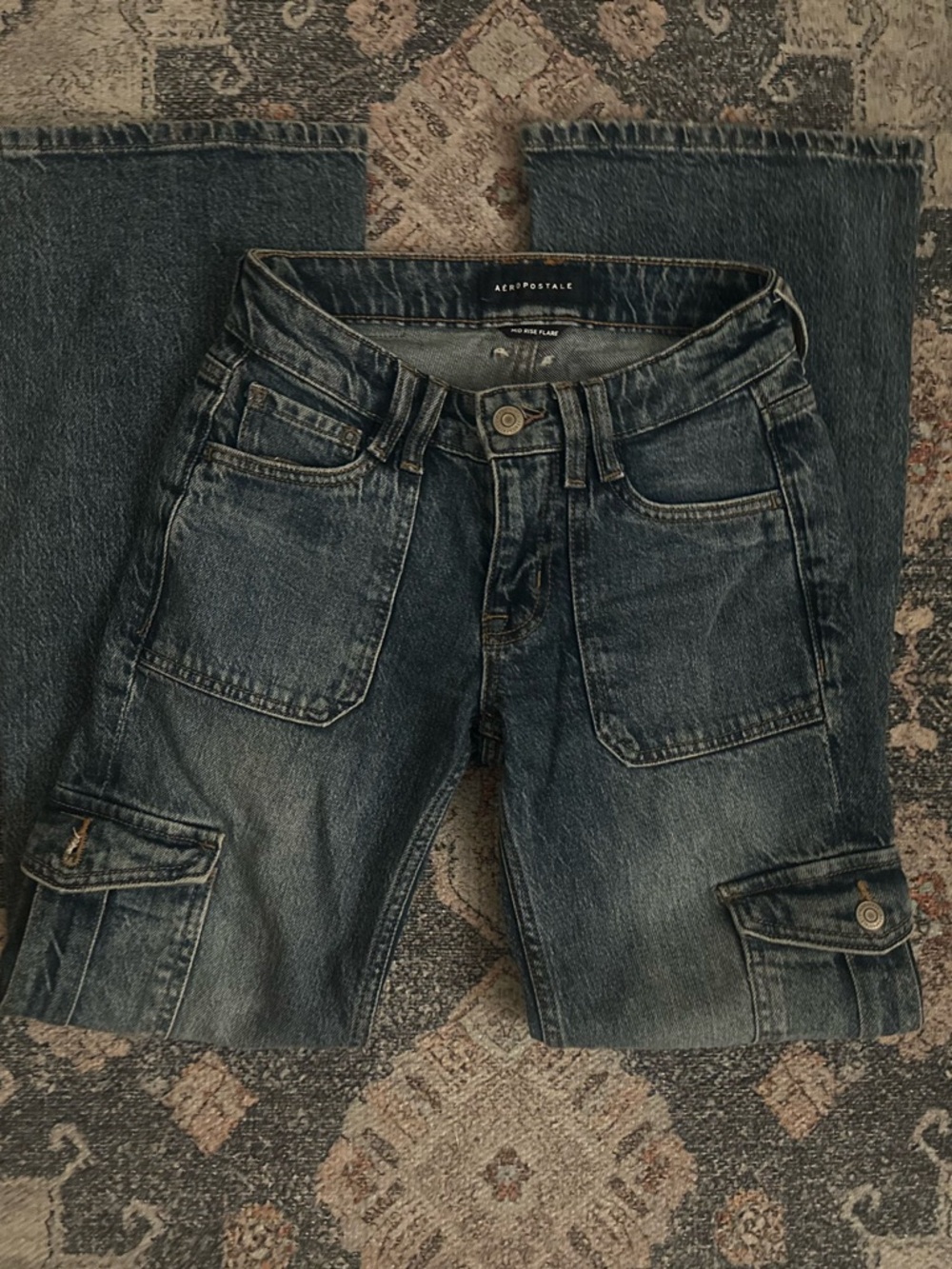 Aeropostale Low rise Cargo Jeans size 000